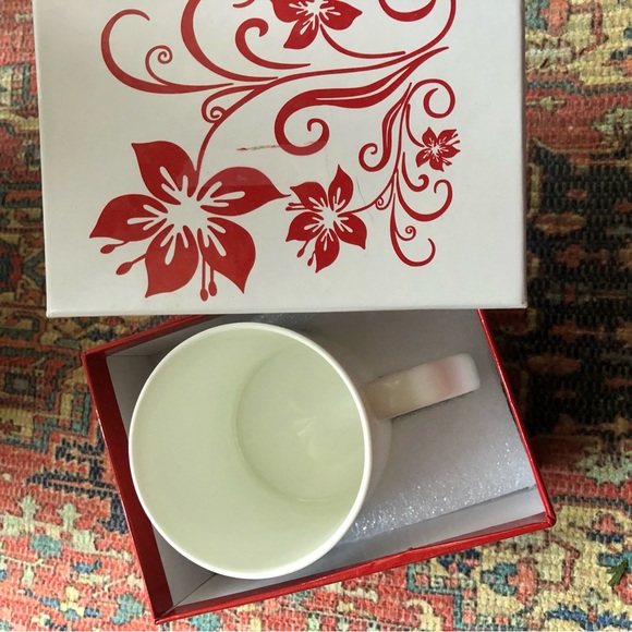 New in box “We will be friends until we’re old & senile…” Friends Coffee… - Picture 4 of 6